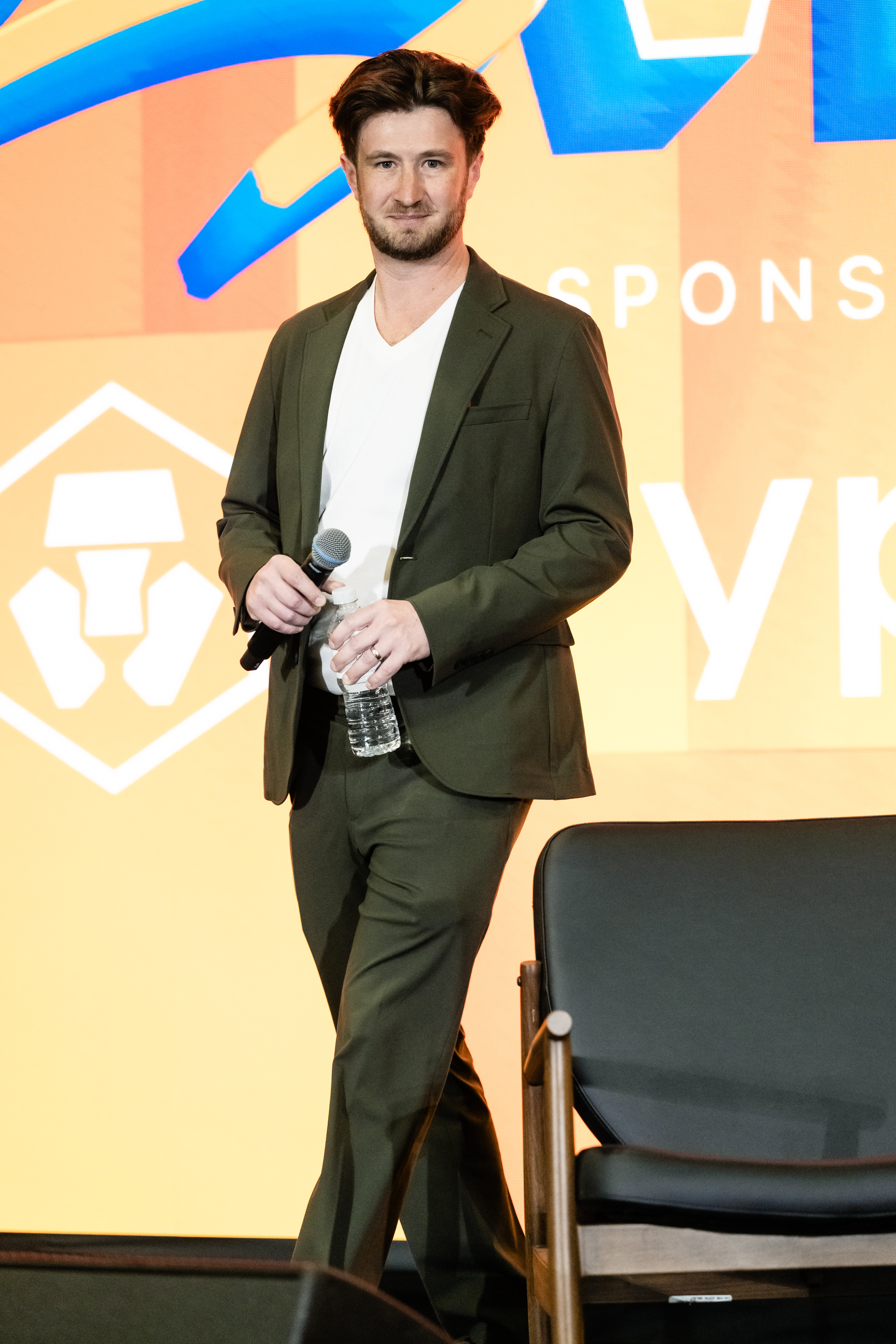 Dan Hersey, RIBPI founder, on stage speaking